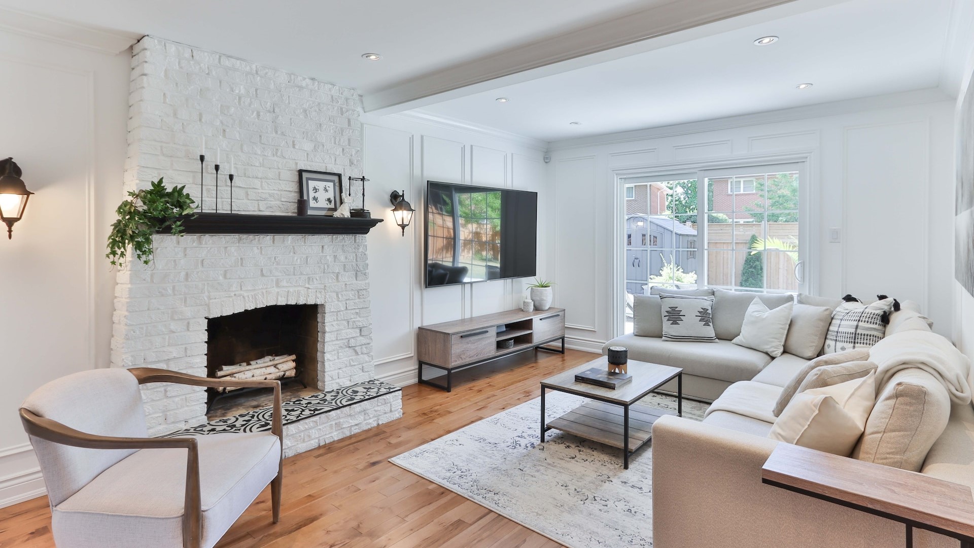 Elegant Bedroom Decor